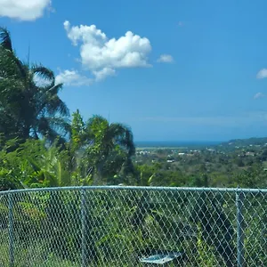 https://cheerful-country-bungalow-free-parking-and-wifi.greaterantilleshotels.net