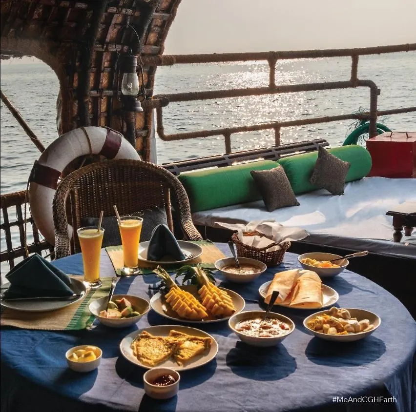 Botel Spice Coast Cruises - Houseboat, A Cgh Earth Experience Hotel Alappuzha